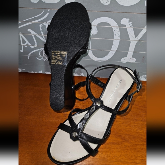 Chunky Wedge Heels Y2K Vibes Boho Ankle Buckle Sandals Cute Crystals Black 8 NWT - Picture 2 of 8